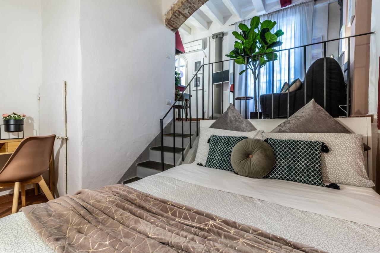 Wine Apartments Florence Vernaccia Bagian luar foto