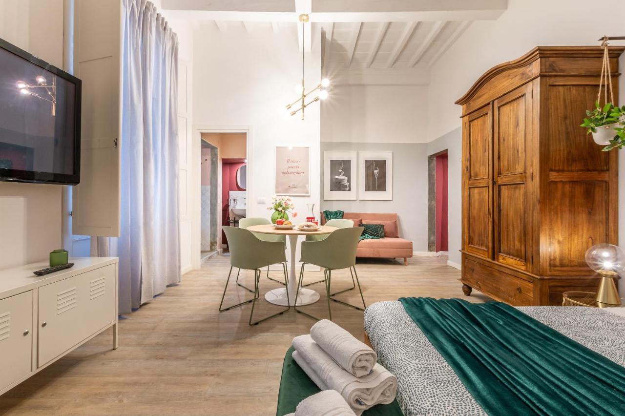 Wine Apartments Florence Vernaccia Bagian luar foto
